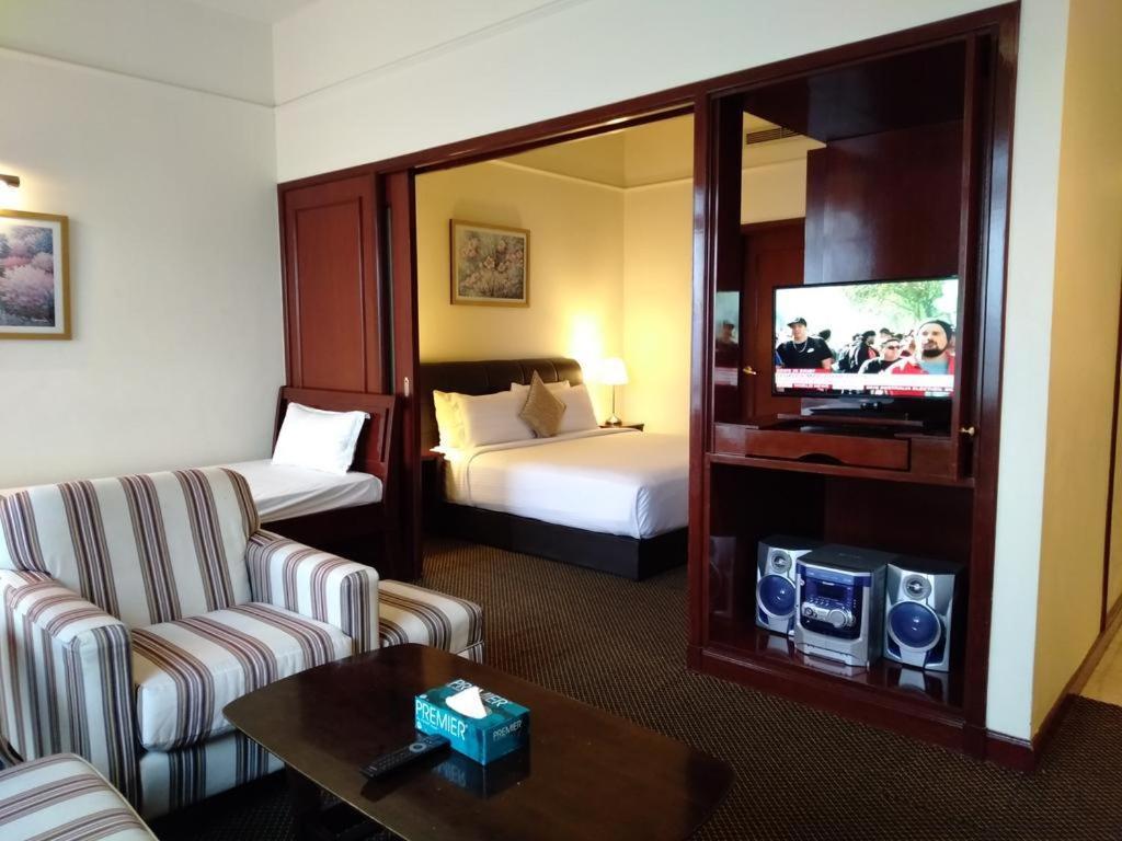 Sky Kl Suite At Time Square Kuala Lumpur Exteriör bild